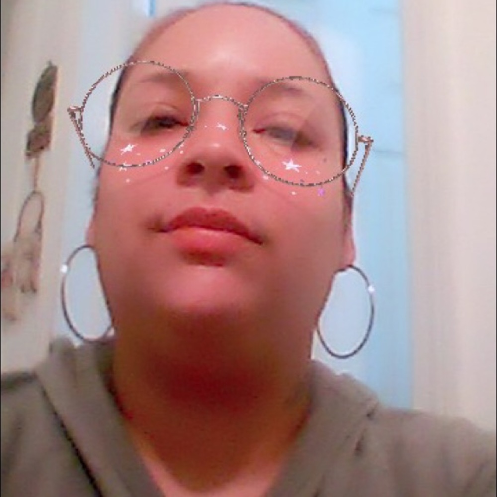 Meet your Posher, Yashira